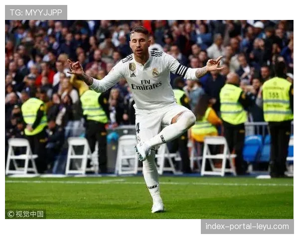 “西甲世界”主题活动在墨西哥城举办，维尼修斯出席